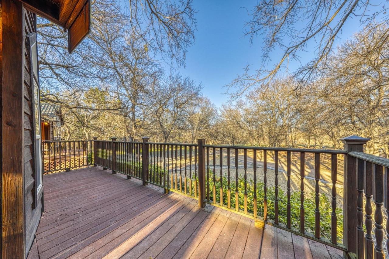 The Pecan @ Mendelbaum Winery Guest Cabins Villa Fredericksburg Buitenkant foto